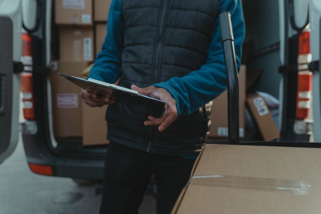 Altınşehir çıkışlı Express Paket Kurye paket teslimatı özel gönderi koşulları