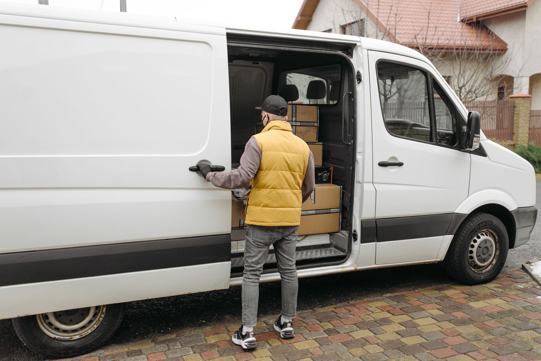 Avcılar bölgesi Özel Kurye Fiyatları kurye teslimatı gönderi hazırlama süreci