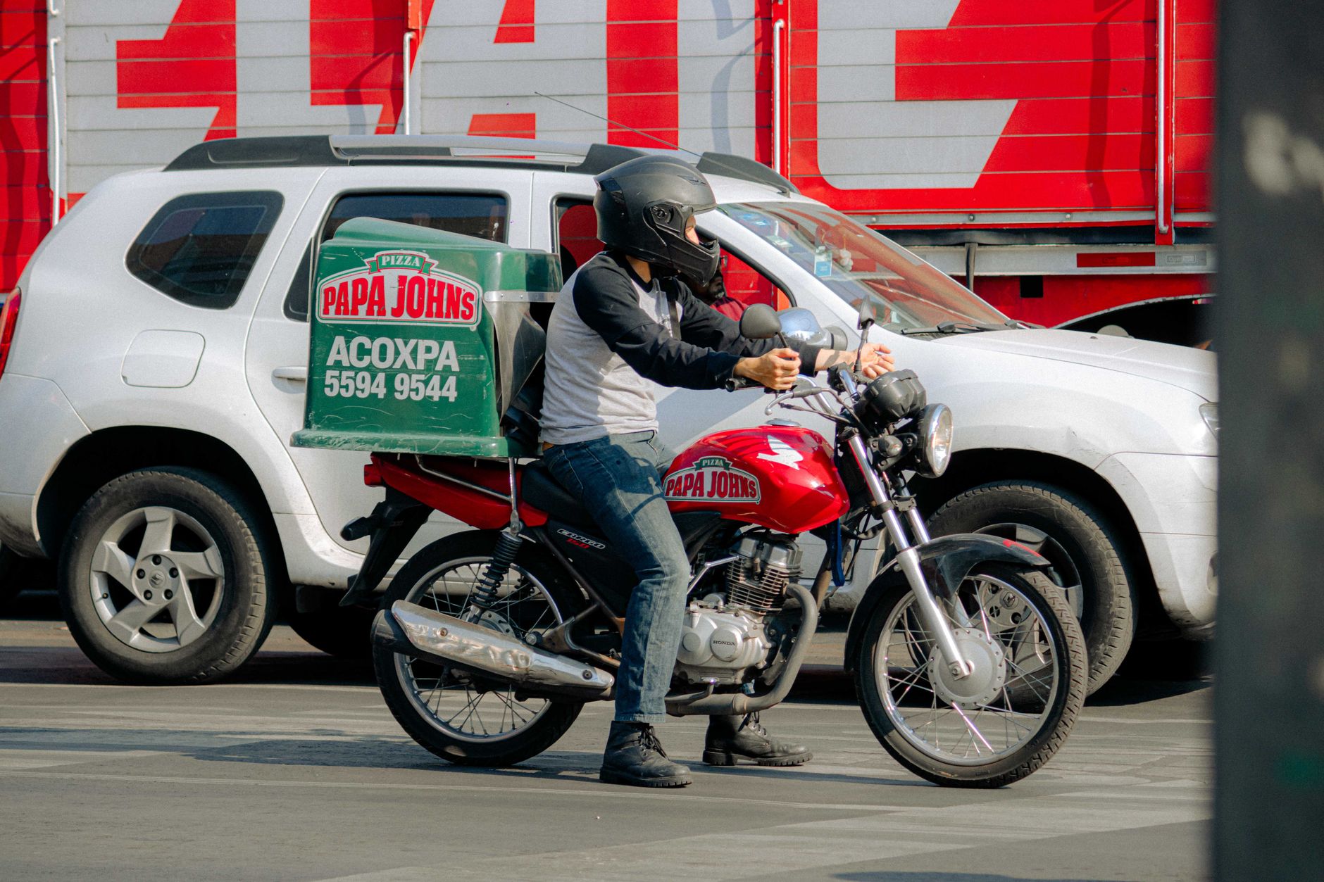 Çobançeşme Moto Kurye Hesaplama motosikletli teslimat gönderi teslim ve devir süreci Kurye ile ilgili Çobançeşme Moto Kurye Hesaplama görseli