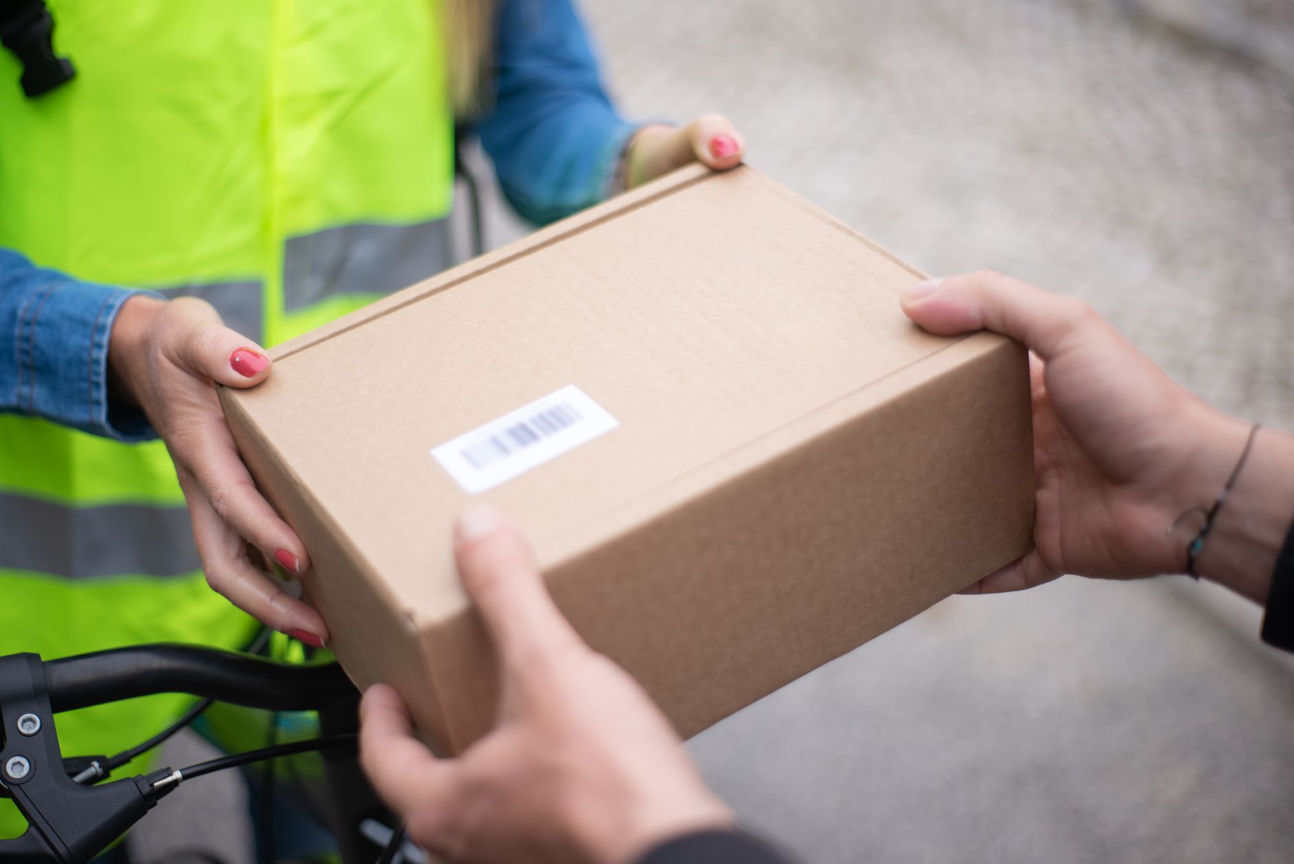 Paket Kurye sürecinde Bahçeşehir 2. Kısım paket teslimatı uygun kurye hizmeti seçimi Paket Kurye hizmeti Bahçeşehir 2. Kısım - paket teslimatı uygun kurye hizmeti seçimi