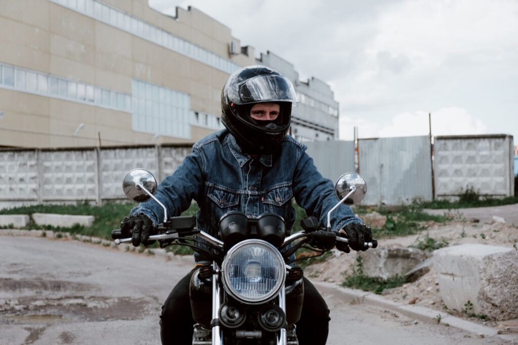 Kocasinan Merkez Şehir İçi Motorlu Kurye - motosikletli teslimat gönderici ve alıcı iletişimi
