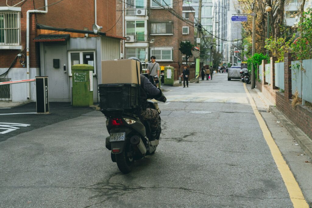 Motosiklet Kurye hizmeti Başakşehir - motosikletli teslimat uygun kurye hizmeti seçimi